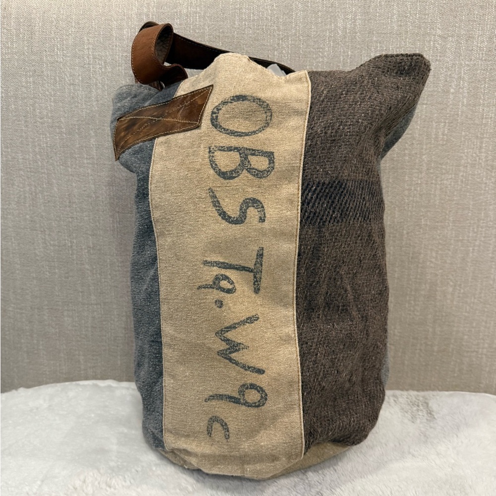 **The Barrel Sack Cotton Tote Bag with Leather Handles** - Picture 2 of 7